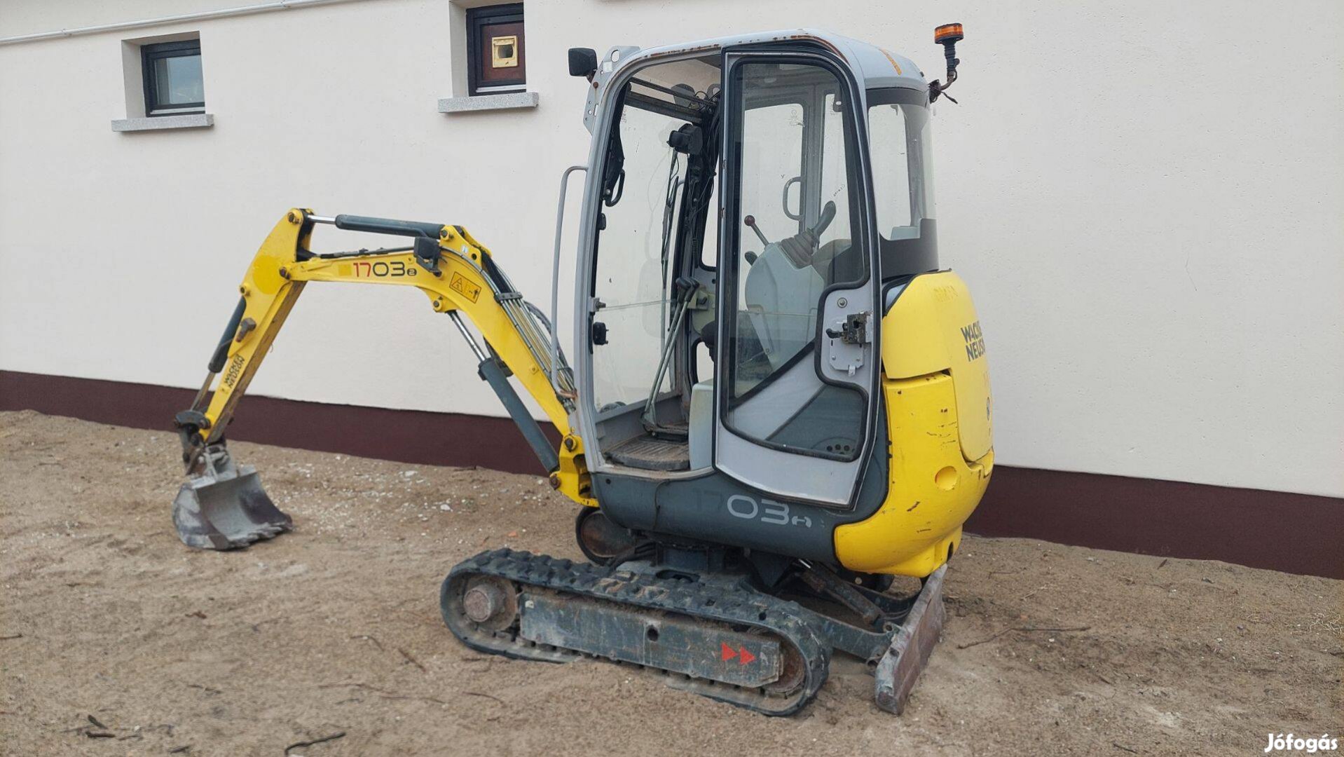 Eladó minikotró Wacker Neuson 1703