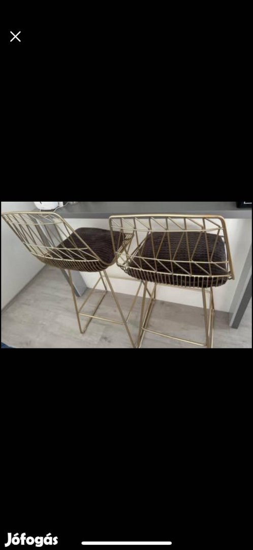 Eladó modern bárszék 2 db párban