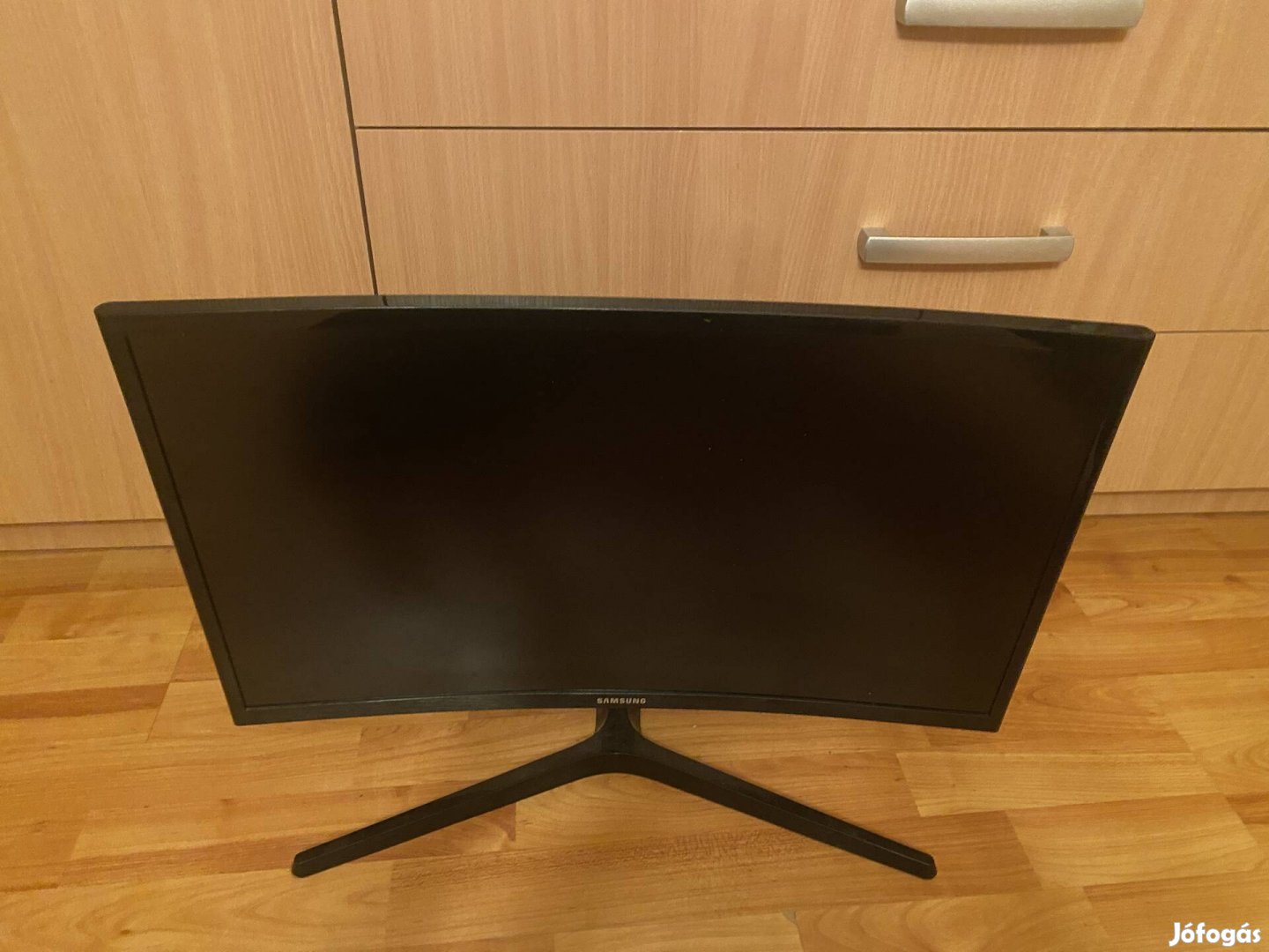 Elado monditor 144 hz samsung