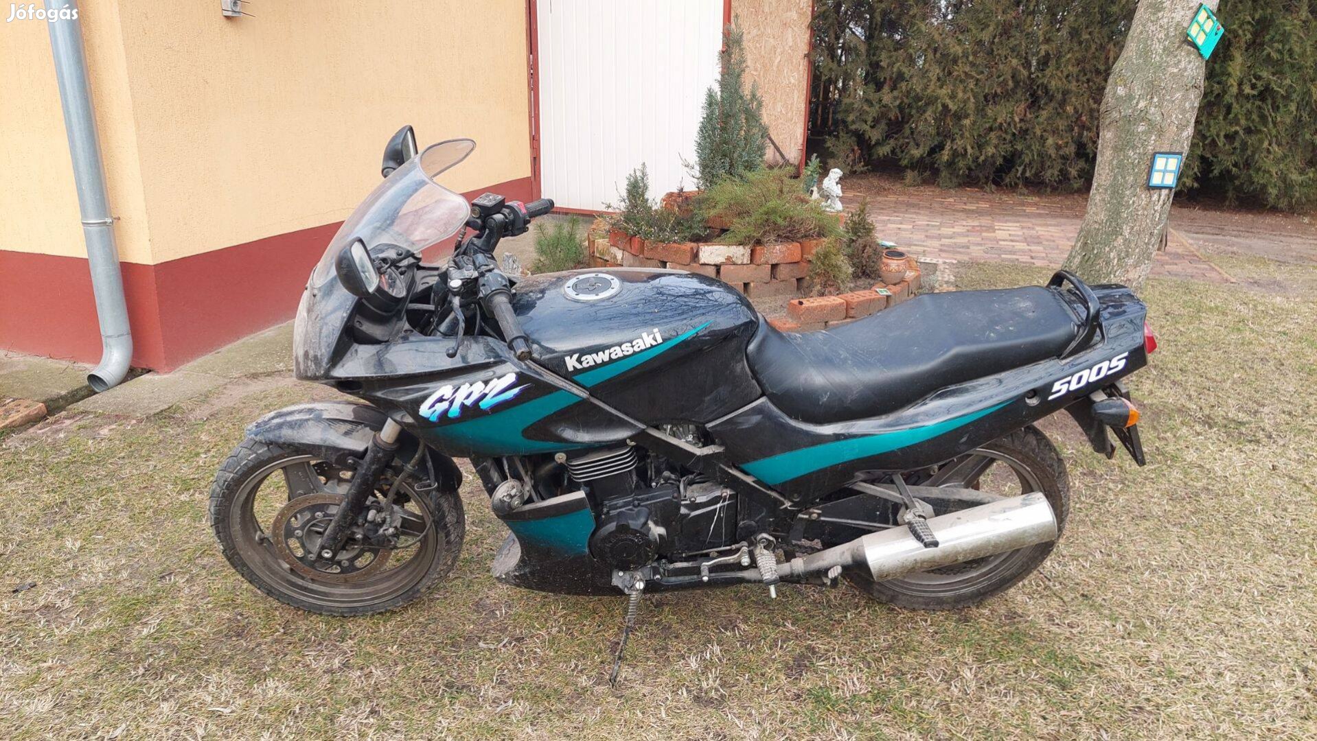 Eladó motor Kawasaki Gpz 500S