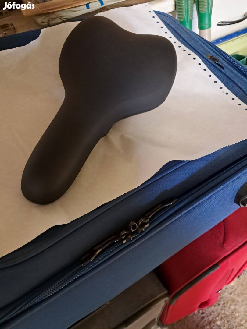Eladó mtb nyereg