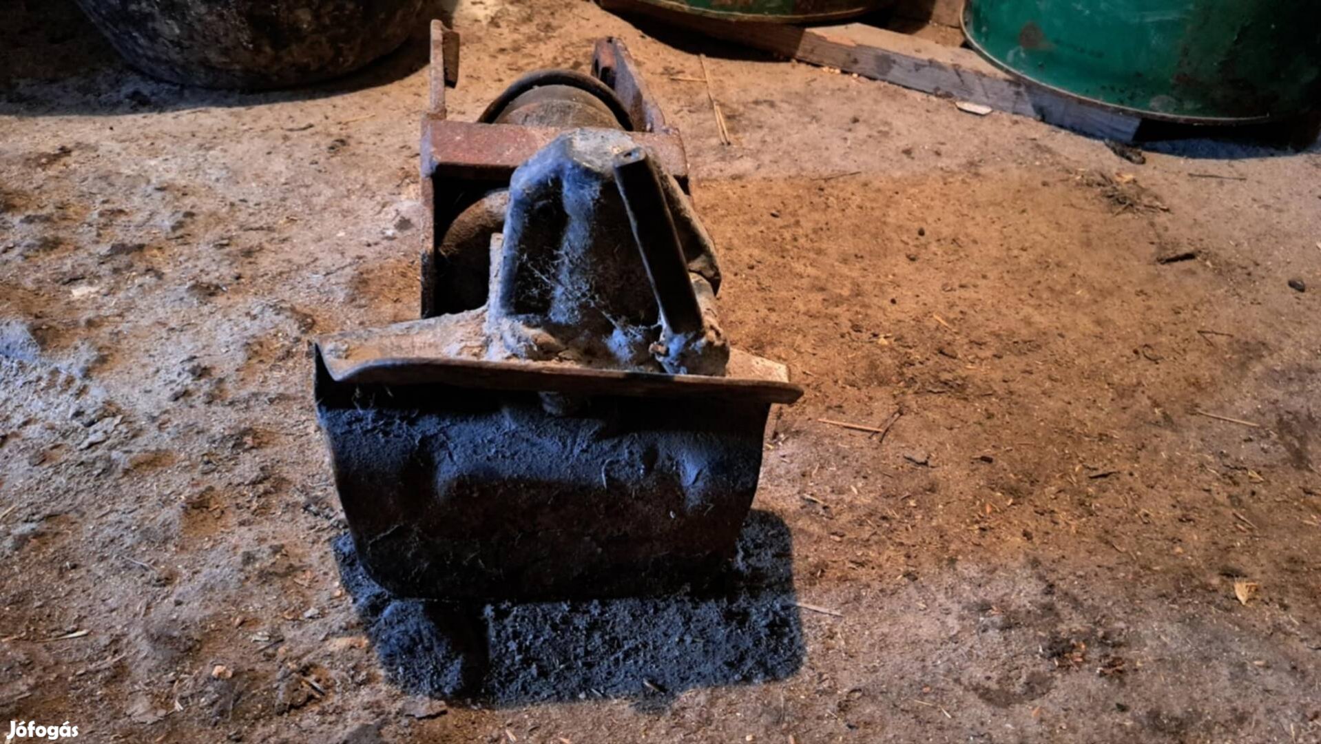 Eladó mtz fix vonó