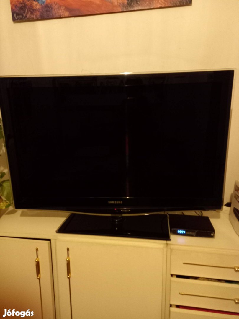 Eladó nagyképernyős Samsung LED TV gyönyörű, kifogástalan állapotban