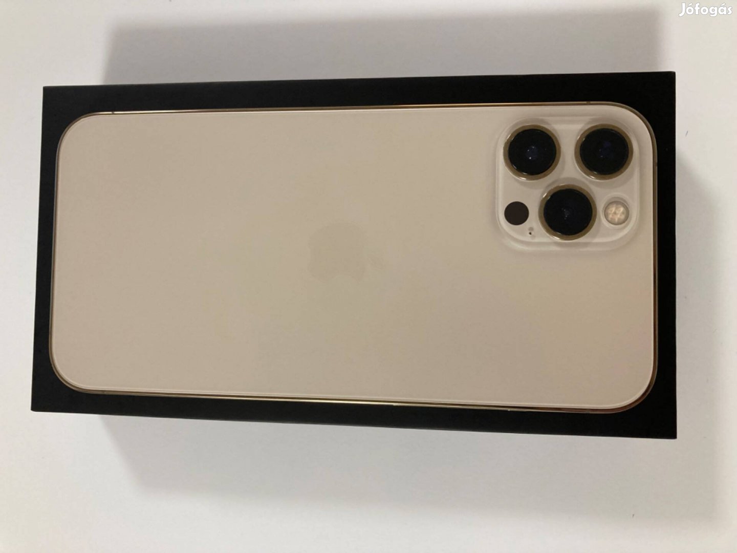 Eladó nagyon jó állapotú iphone 12 Pro Max 128GB