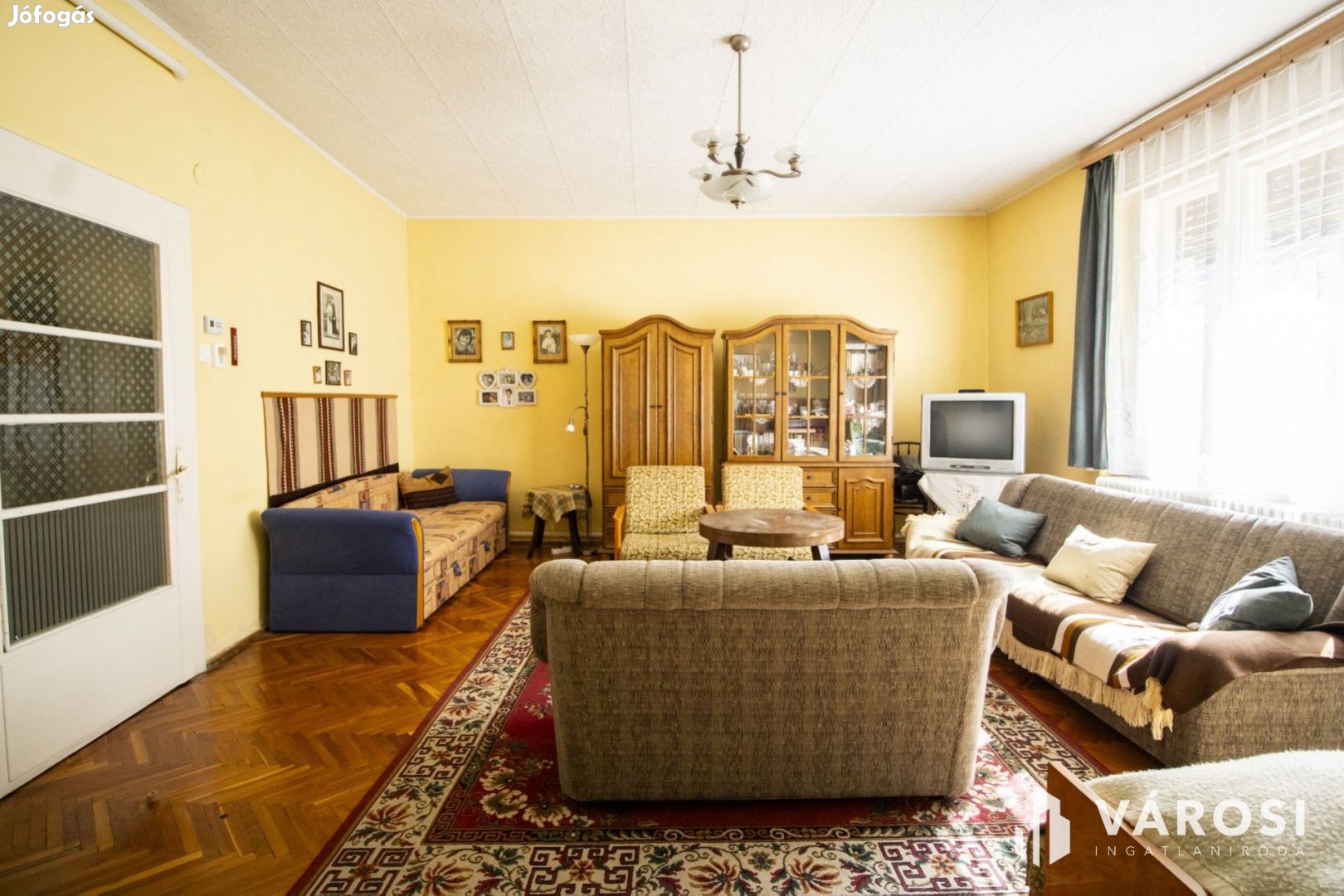 Eladó nagypolgári családi ház Orosháza szívében