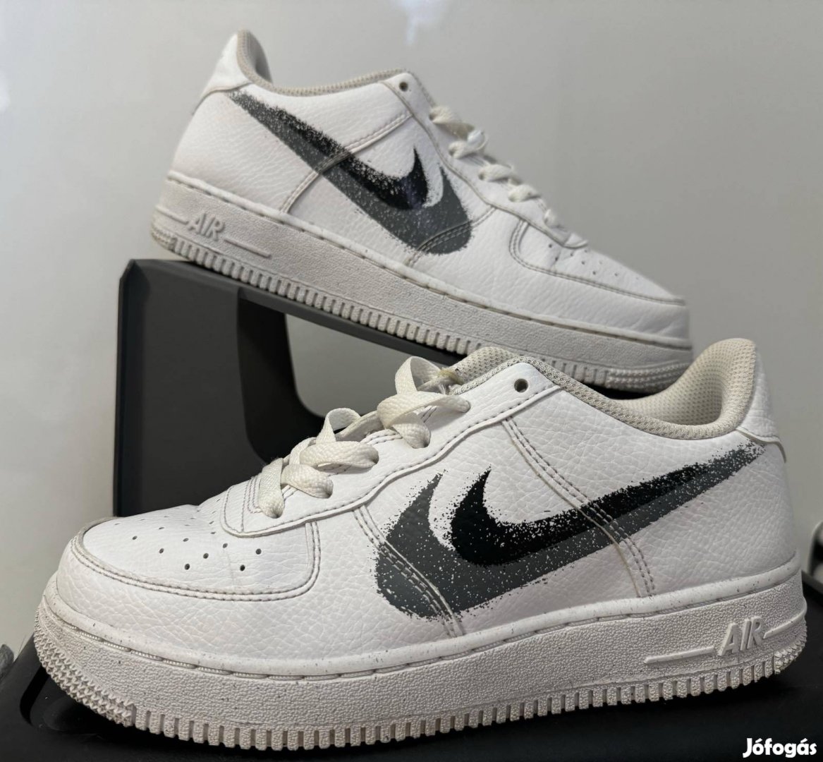 Eladó nike air force