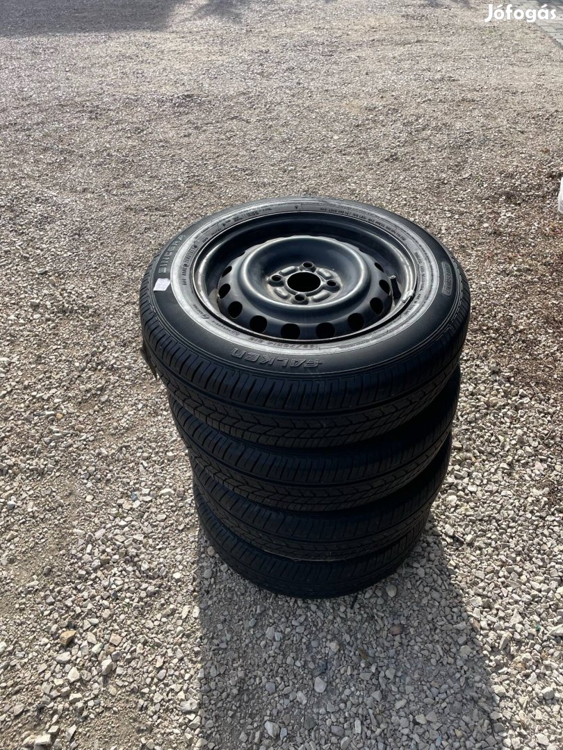 Eladó nissan micra 4x100 r14 felni garnitúra