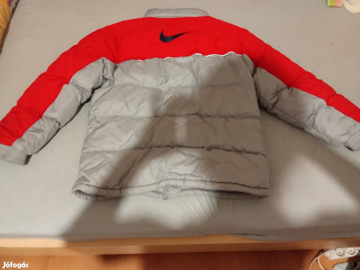 Eladó női kabátok a Nike Unisex 