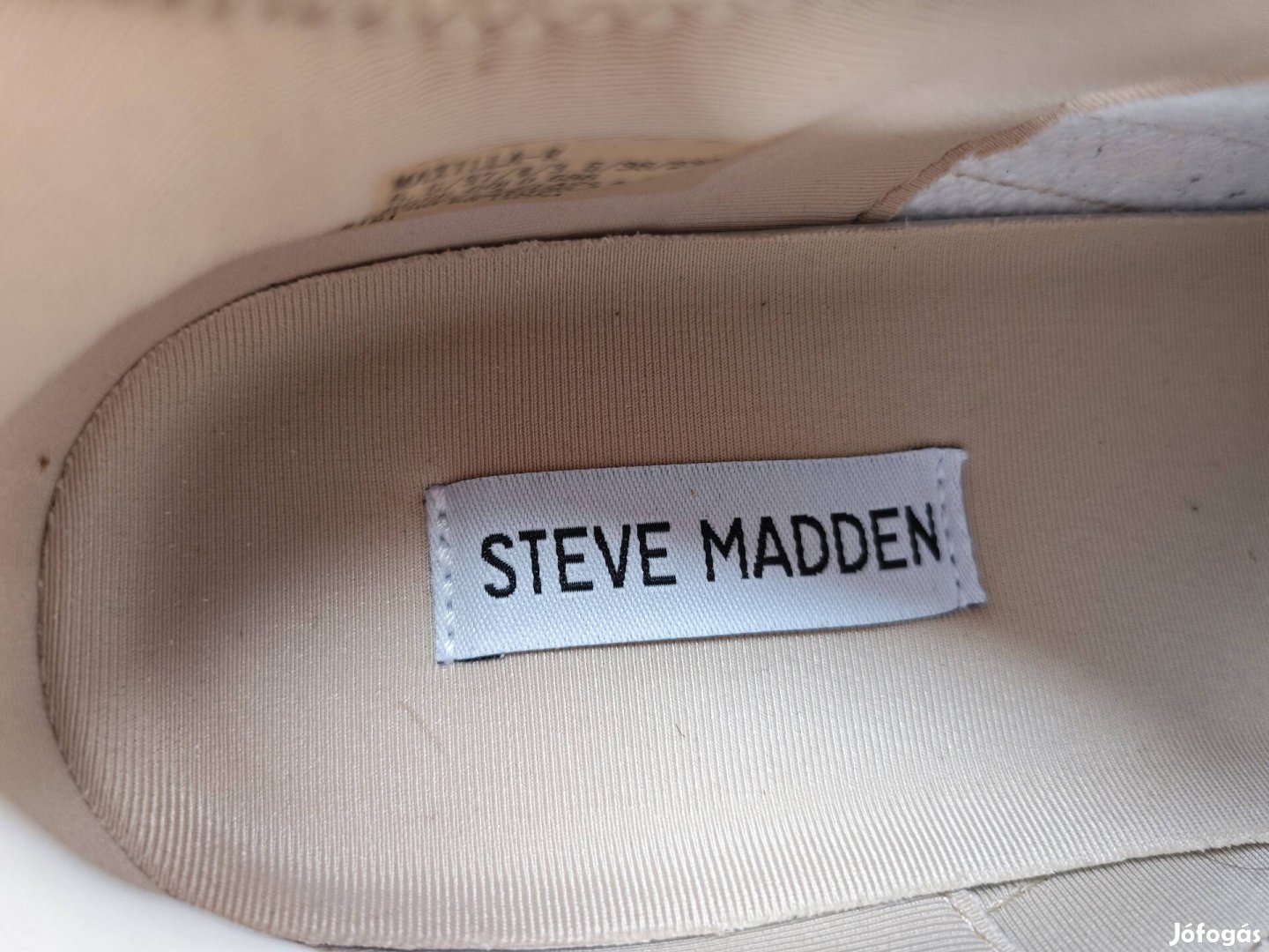 Eladó női sport cipő Steve Madden