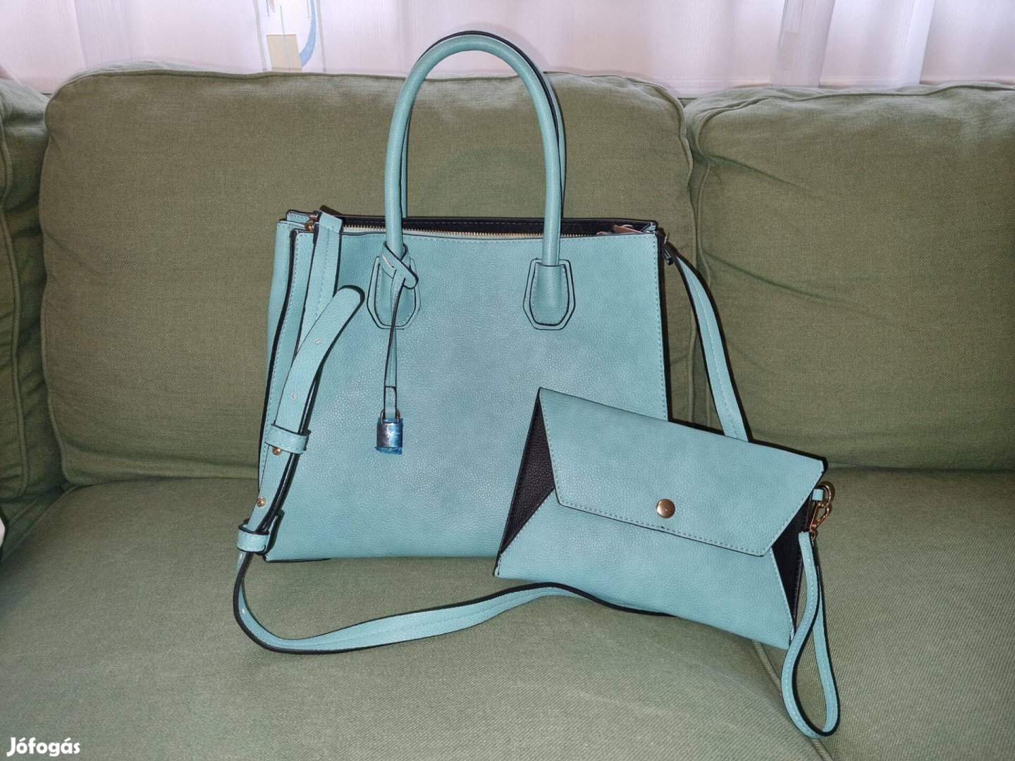 Eladó női táska, türkíz színű táska