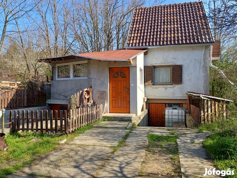 Eladó nyaraló, Pilisszentiván, 65 m2