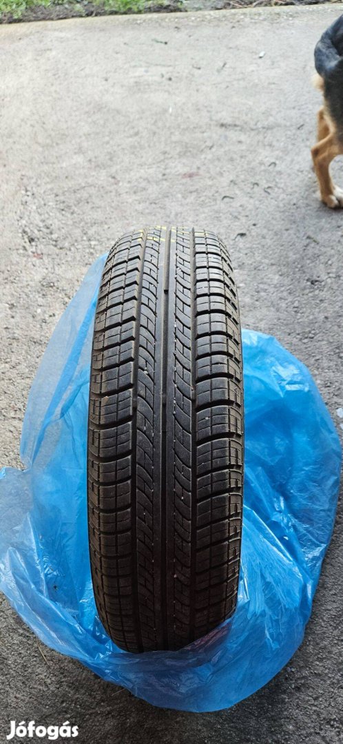 Eladó nyári gumiszett Suzuki Ignisre