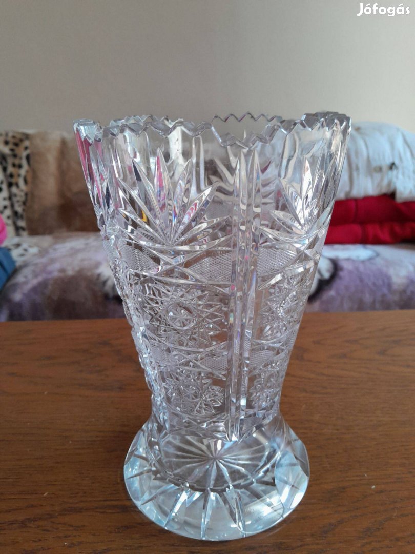 Eladó ólomkristály tárgyak sokféle