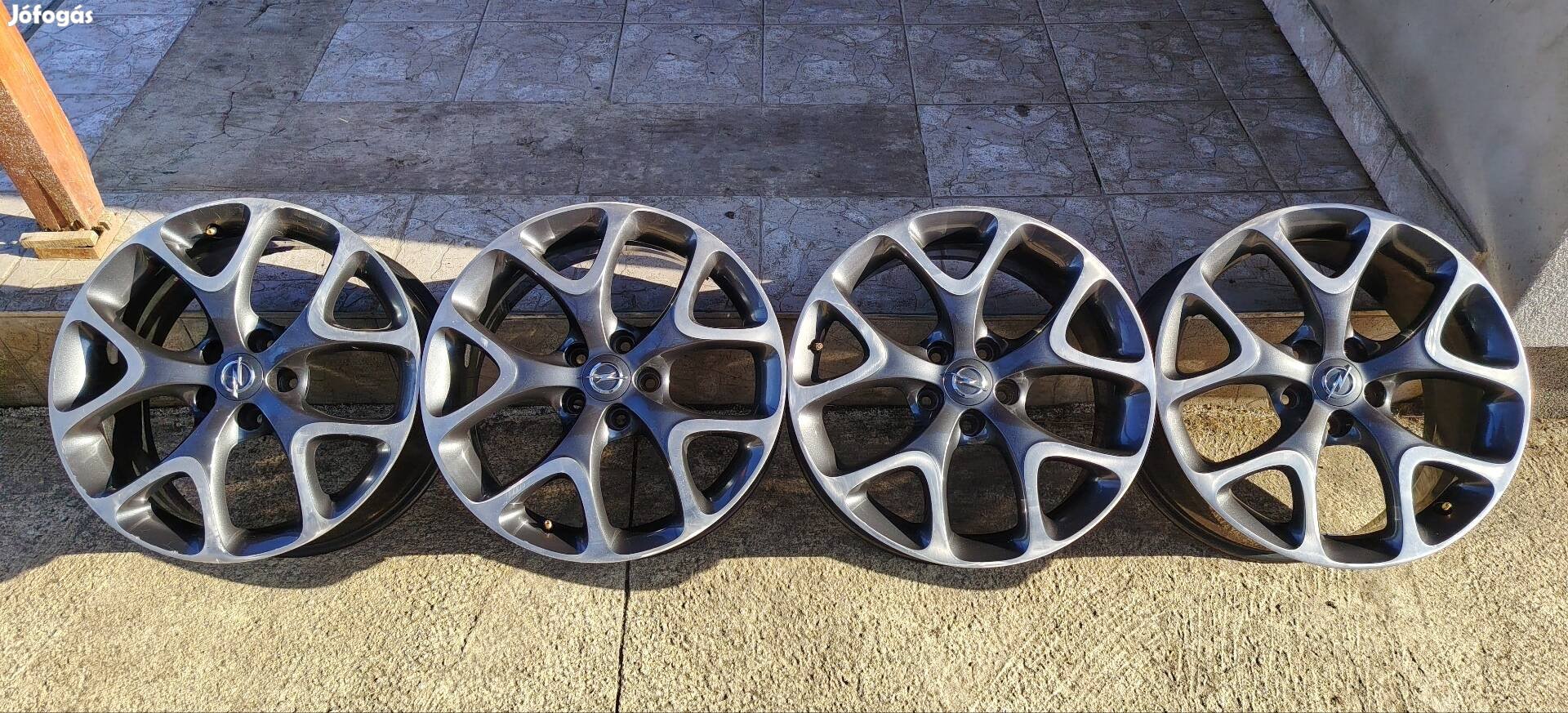 Eladó opel corsa D opc alufelni 5x110.