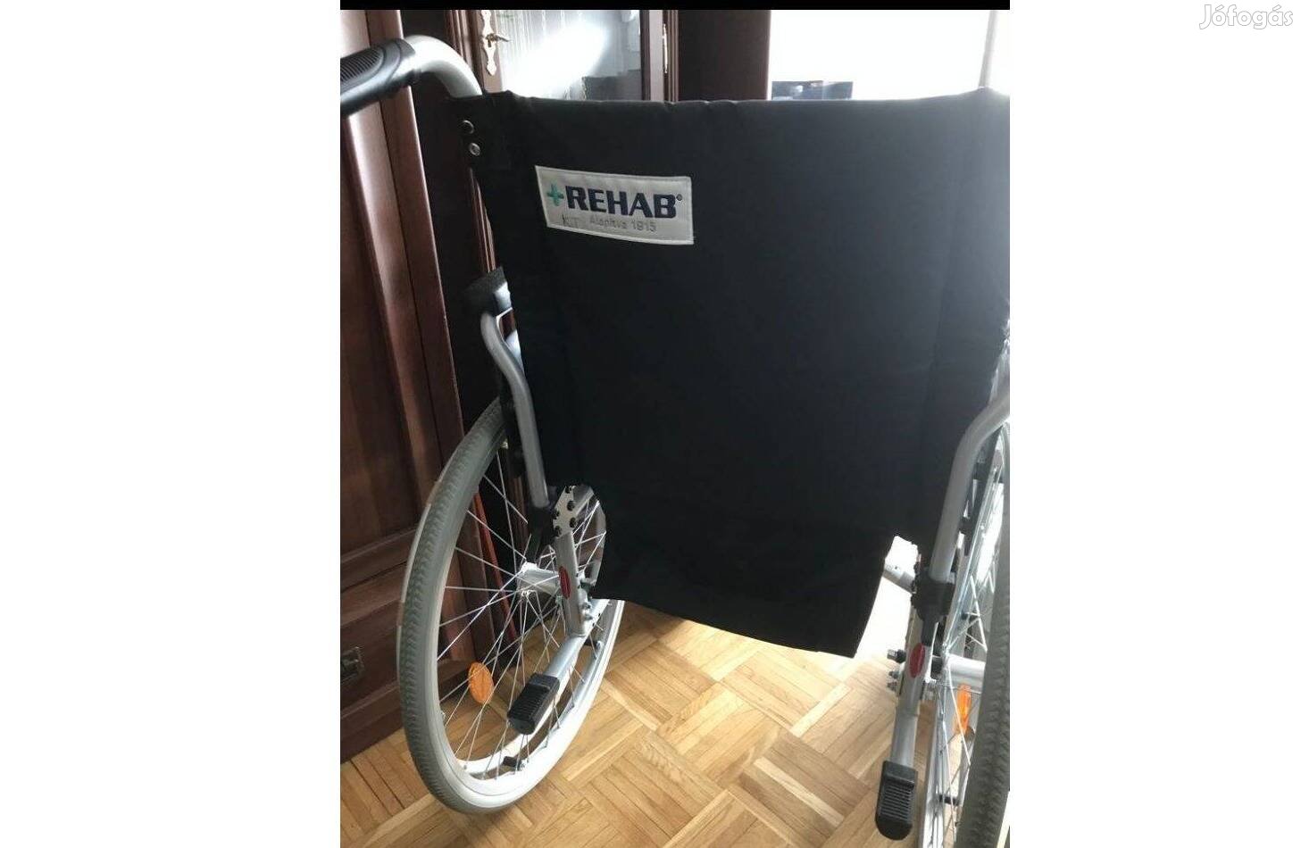 Eladó összecsukható Rehab kerekesszék