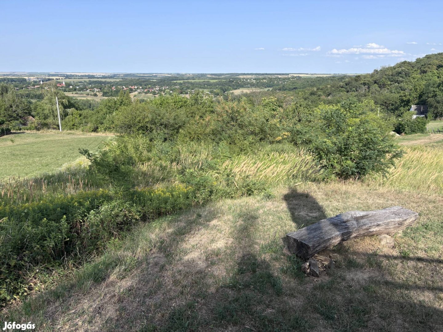Eladó pad szép panorámával 