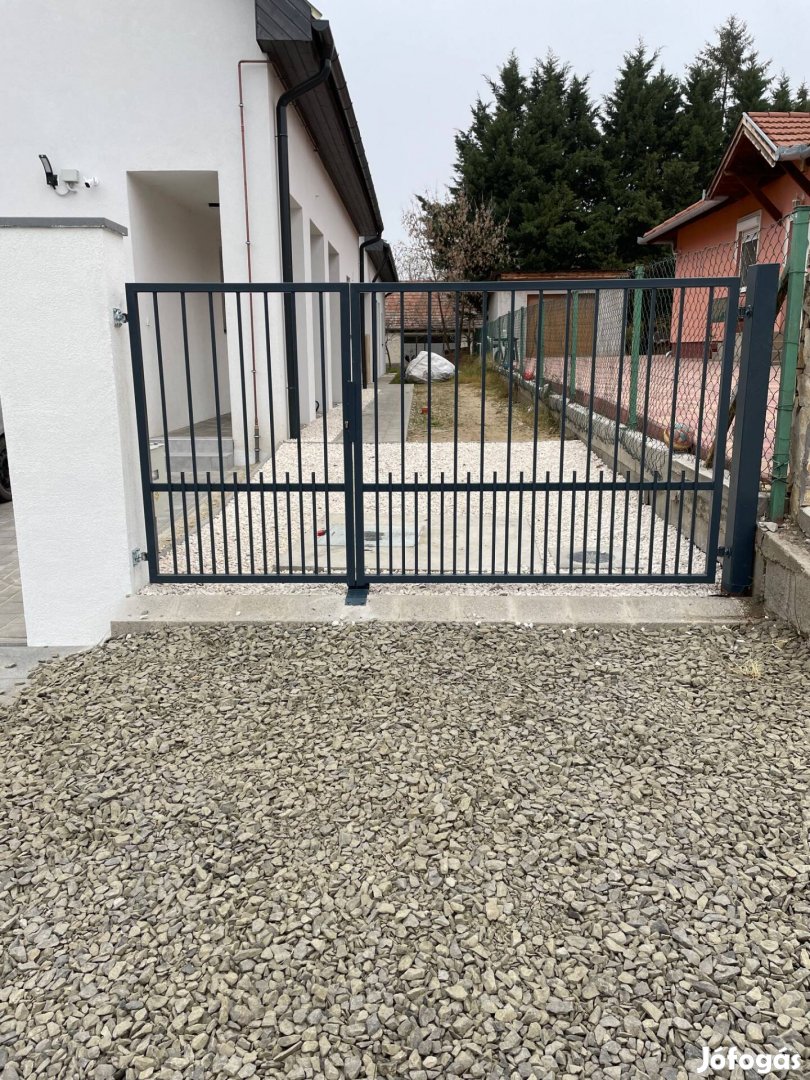 Eladó pálcás kapu!