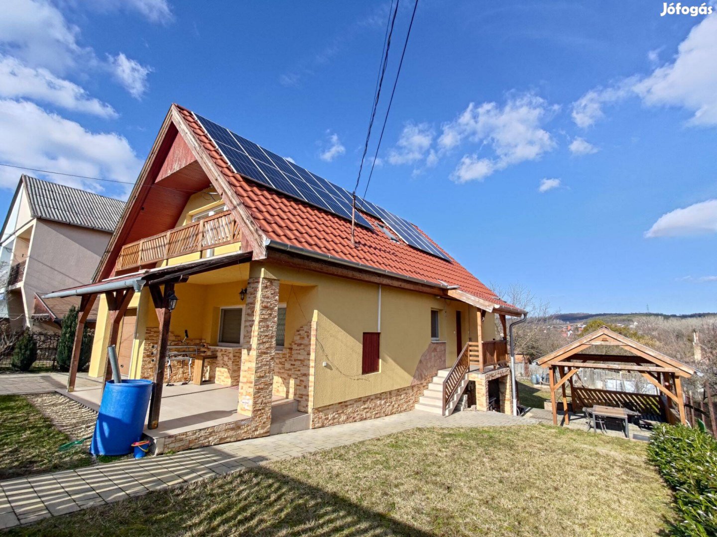 Eladó panorámás családi ház Kerepes Szilasliget szívében