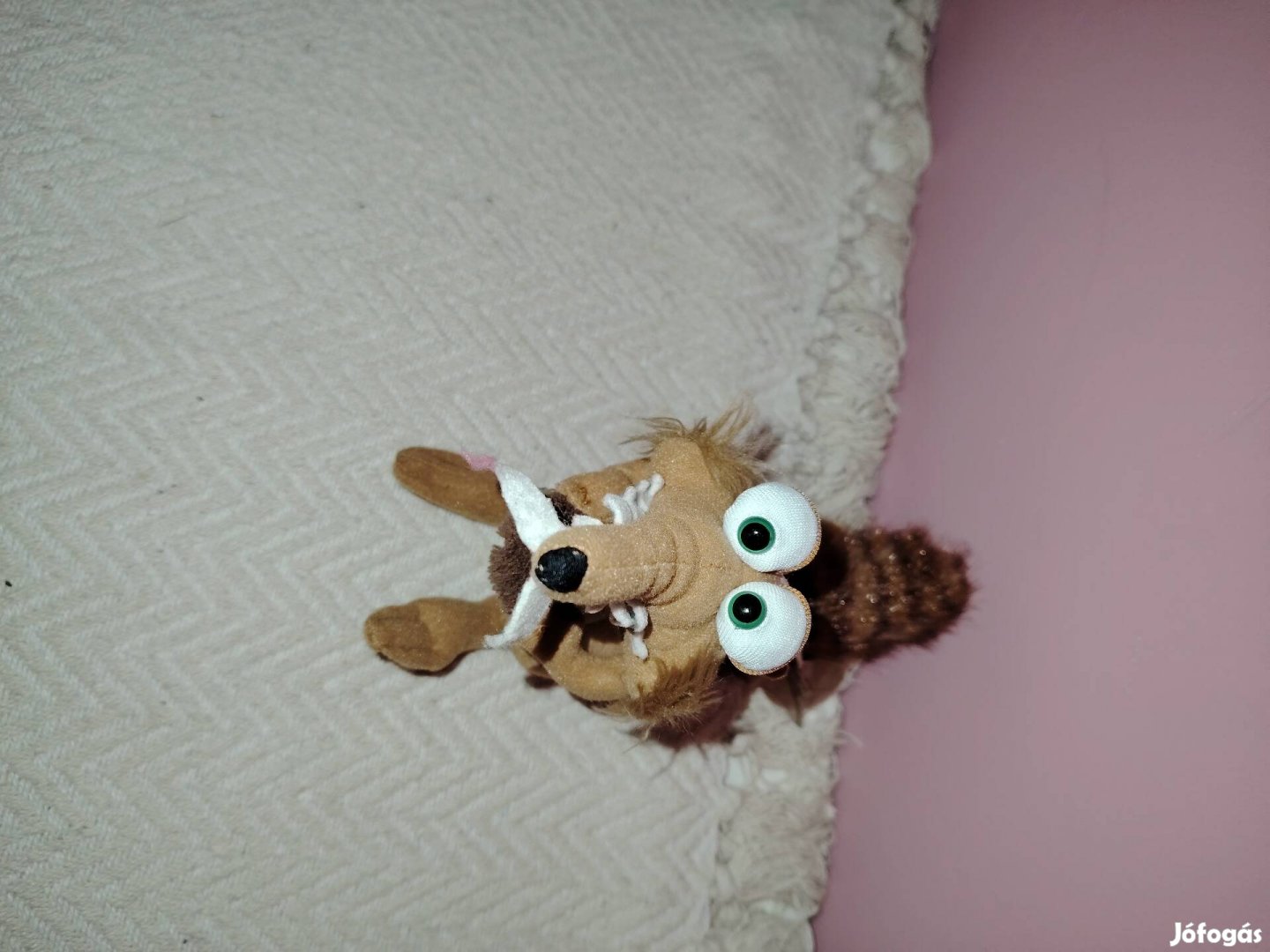 Eladó plüssfiguraák 800 Ft darab