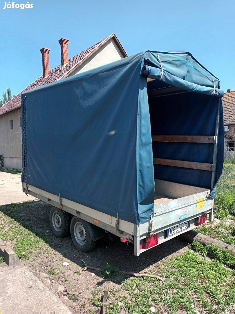 Eladó ponyvás utánfutó
