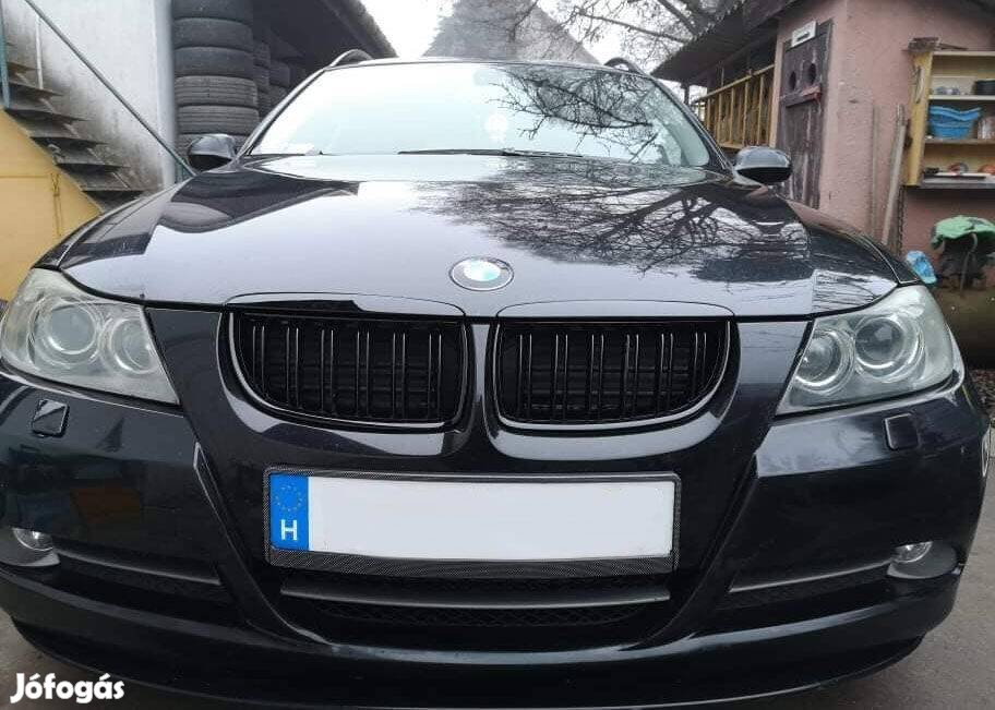 Eladó pre-facelift BMW e90 e91 díszrács / vese rács lakk fekete dupla