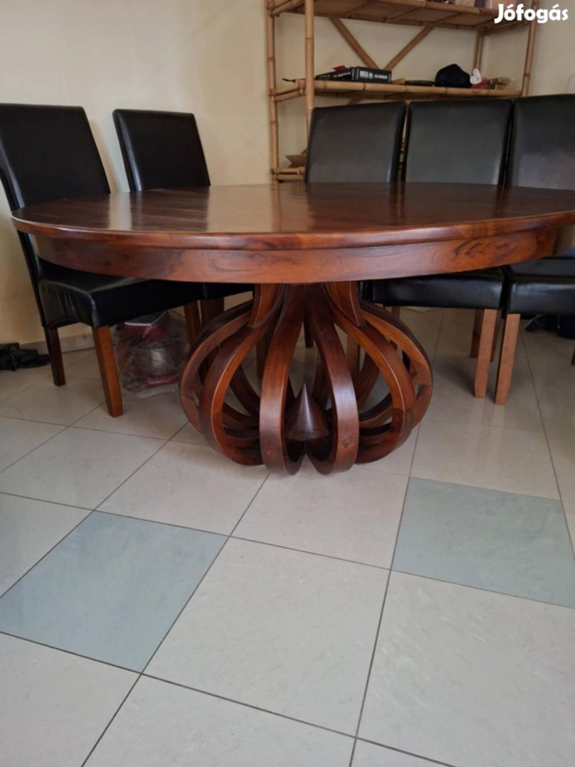 Eladó prémium konyhaasztal