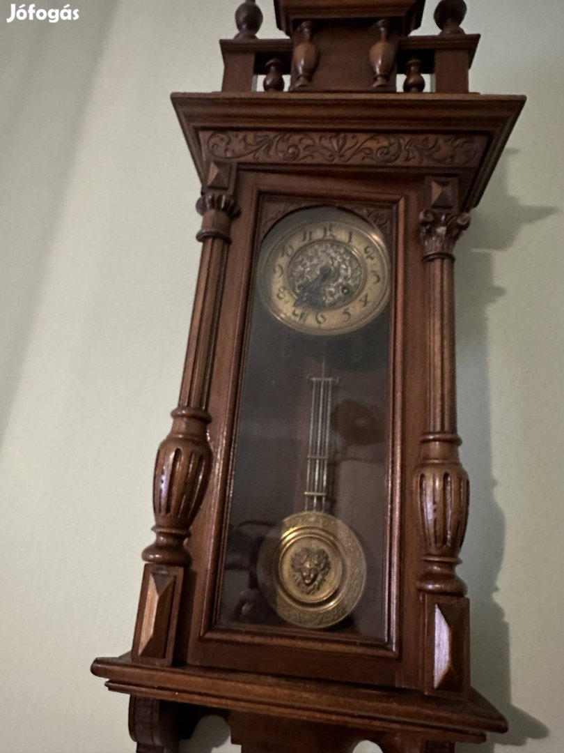 Eladó régi antik működő óra 