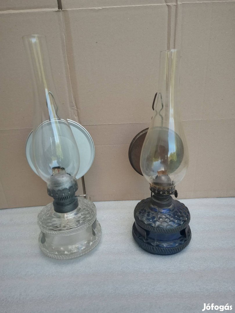 Eladó régi petróleum lámpa