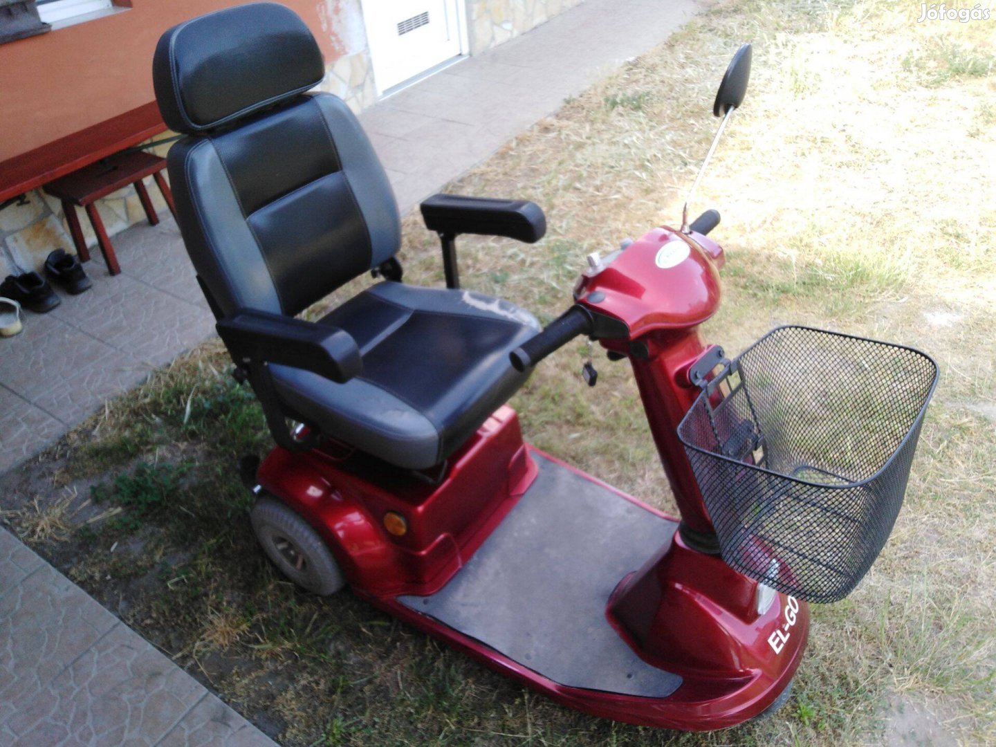 Eladó rehab kocsi