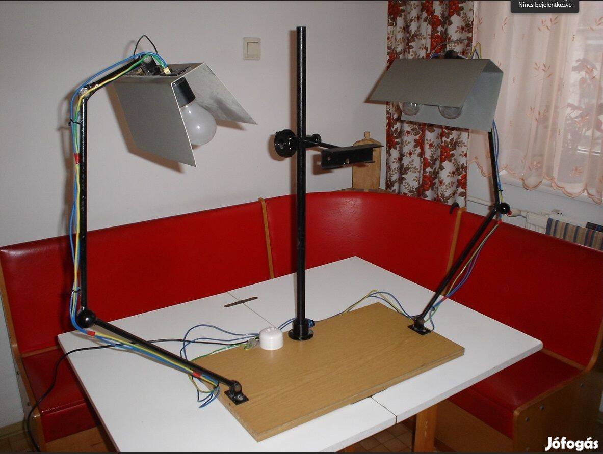 Eladó repróállvány