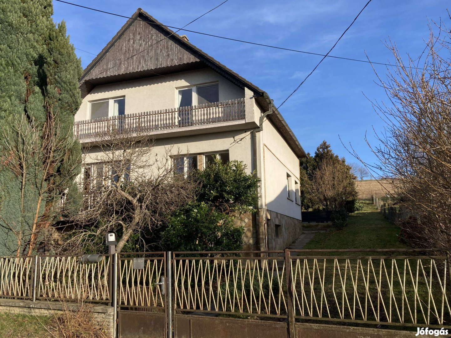 Eladó részben felújított, falusi Csok-ra alkalmas családi ház Söjtörön