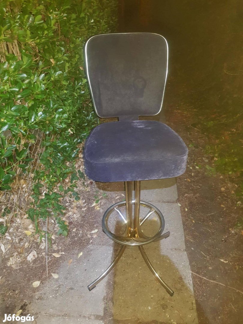 Eladó retro bársony bárszék