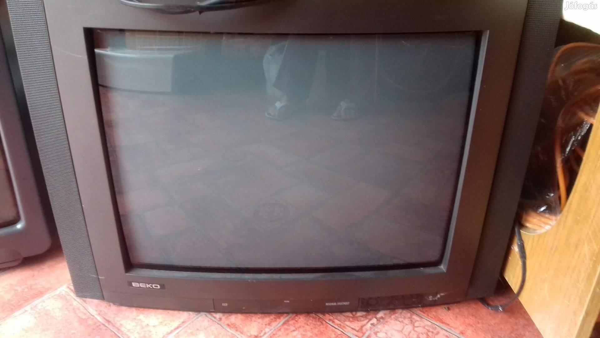 Eladó retro különböző TV 55cm átmérő Beko, Reco, Saba