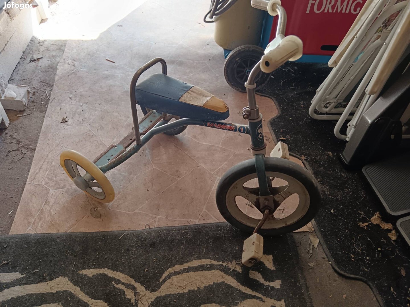 Eladó retro roller tricikli 