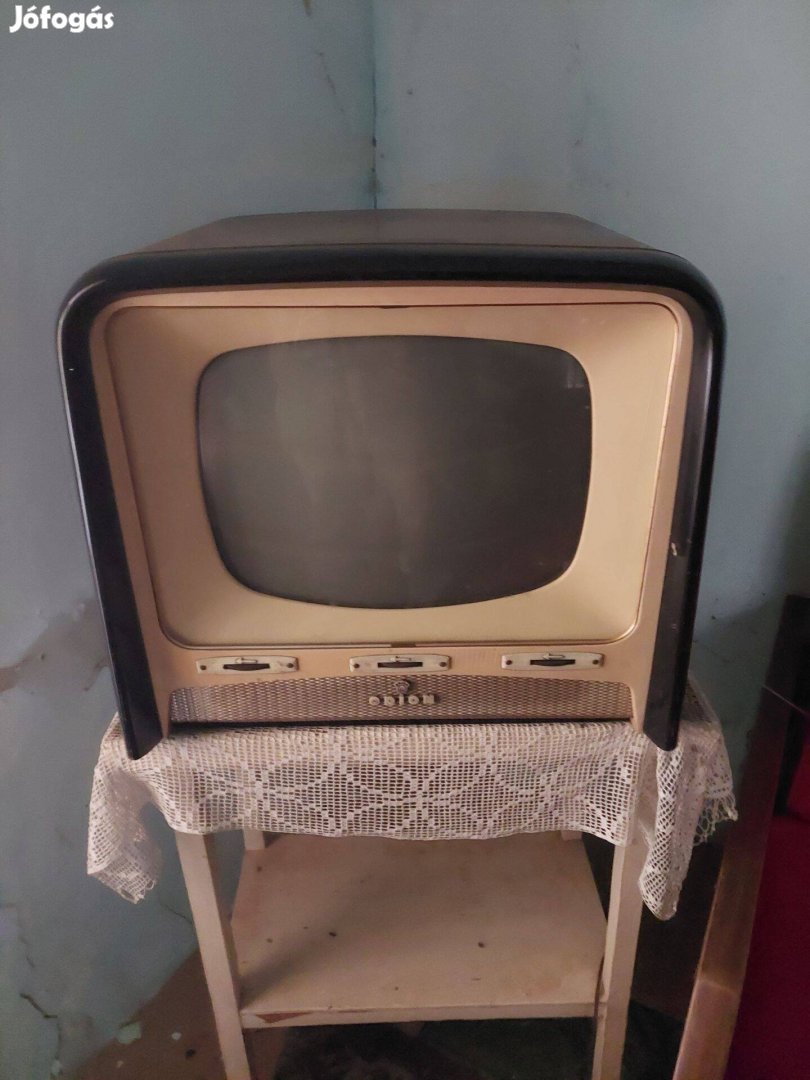 Eladó retro tv!