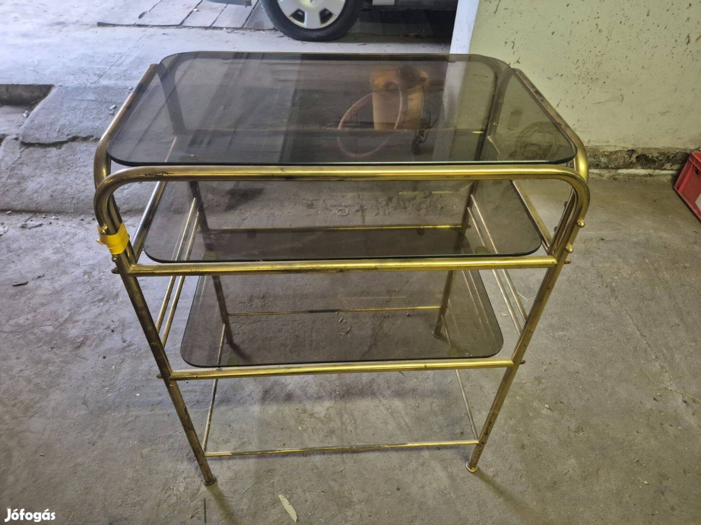 Eladó réz TV állvány