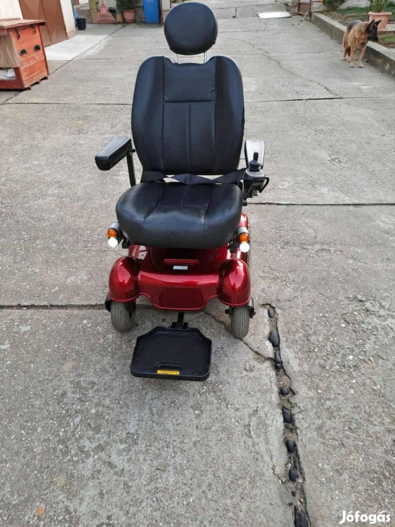 Eladó rokkant elektromos kocsi