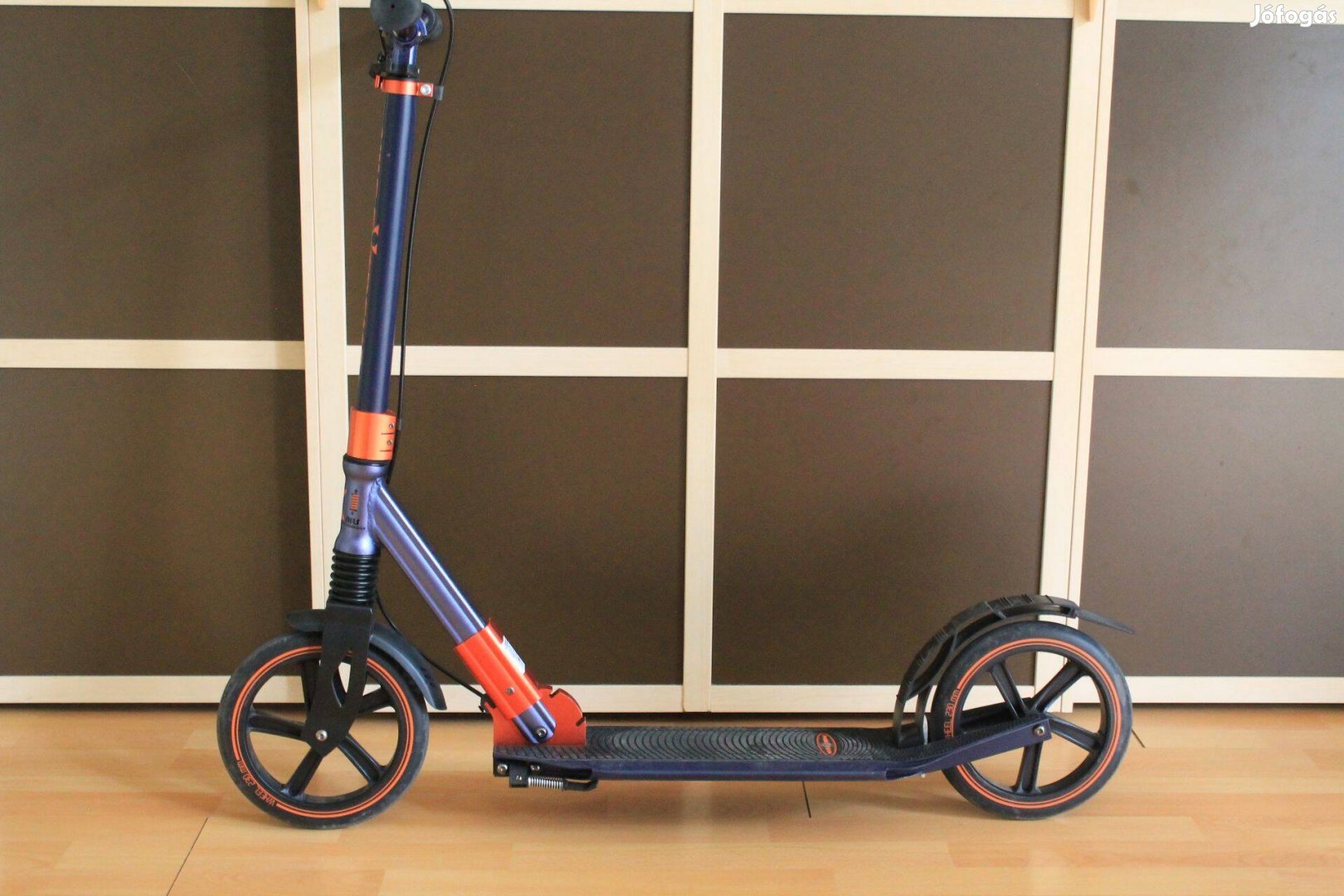 Eladó roller