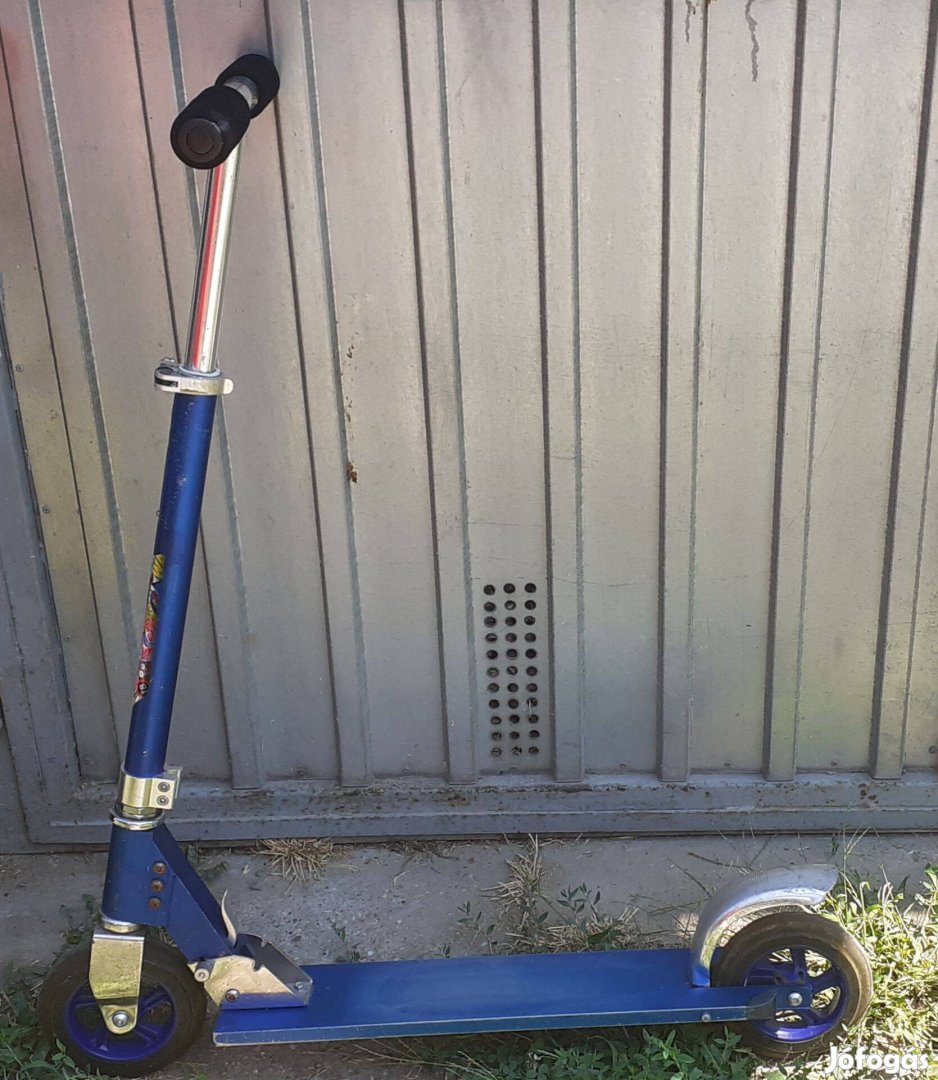 Eladó roller