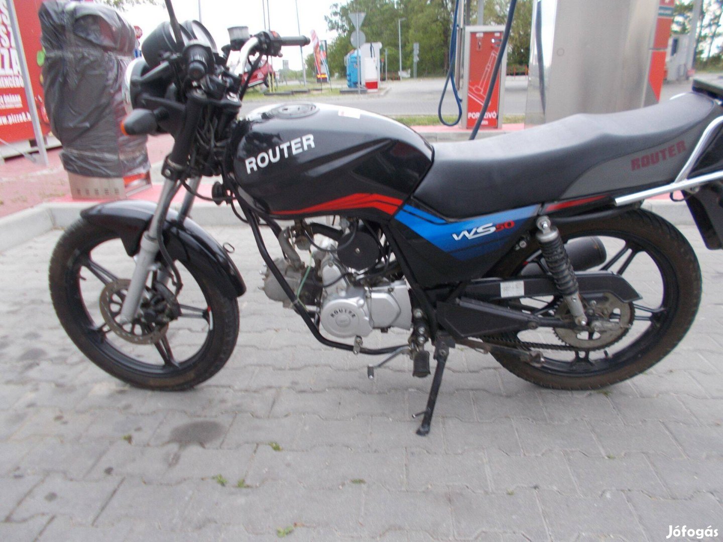 Eladó romet segédmotor