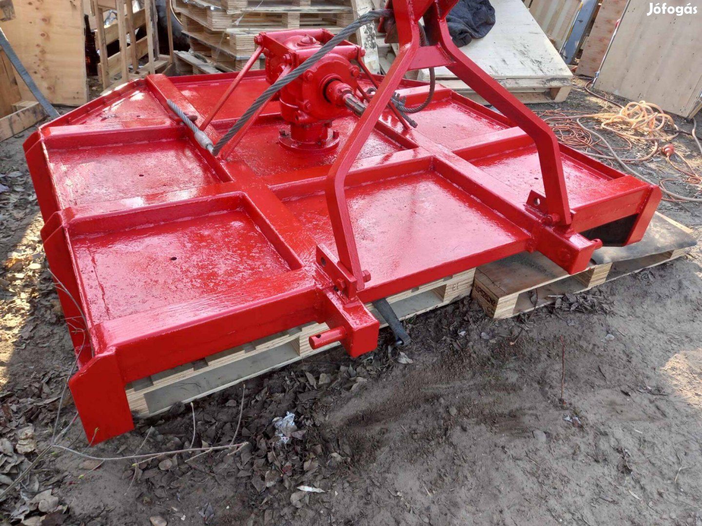 Eladó rz szárzuzó