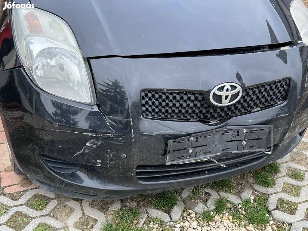Eladó sérült Toyota 