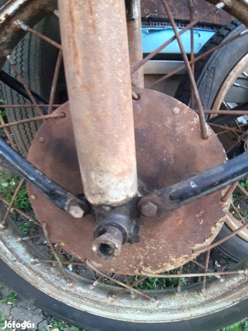Eladó simson awo 425 t elsővilla
