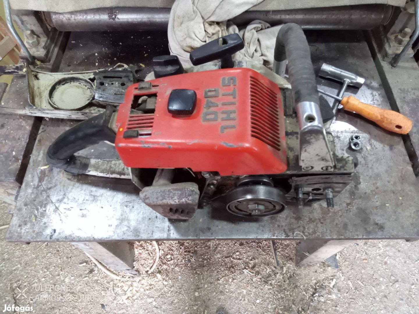 Eladó stihl 40es láncfürész