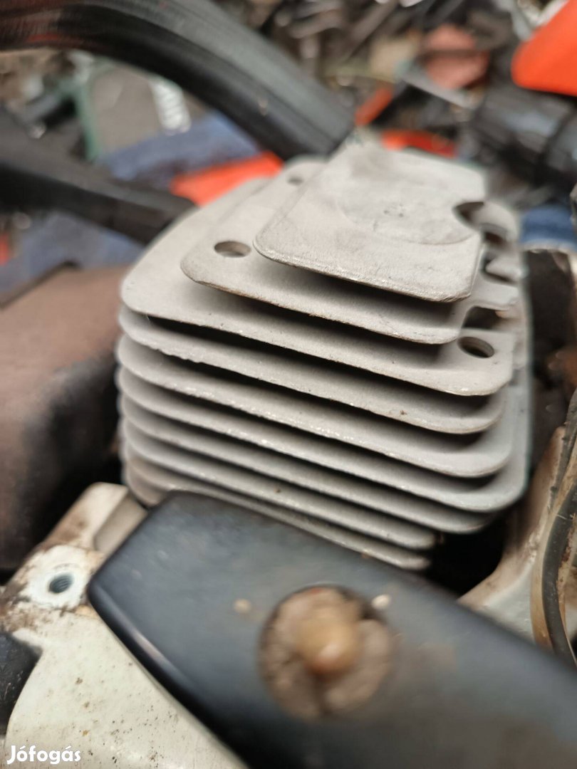 Eladó stihl láncfürész