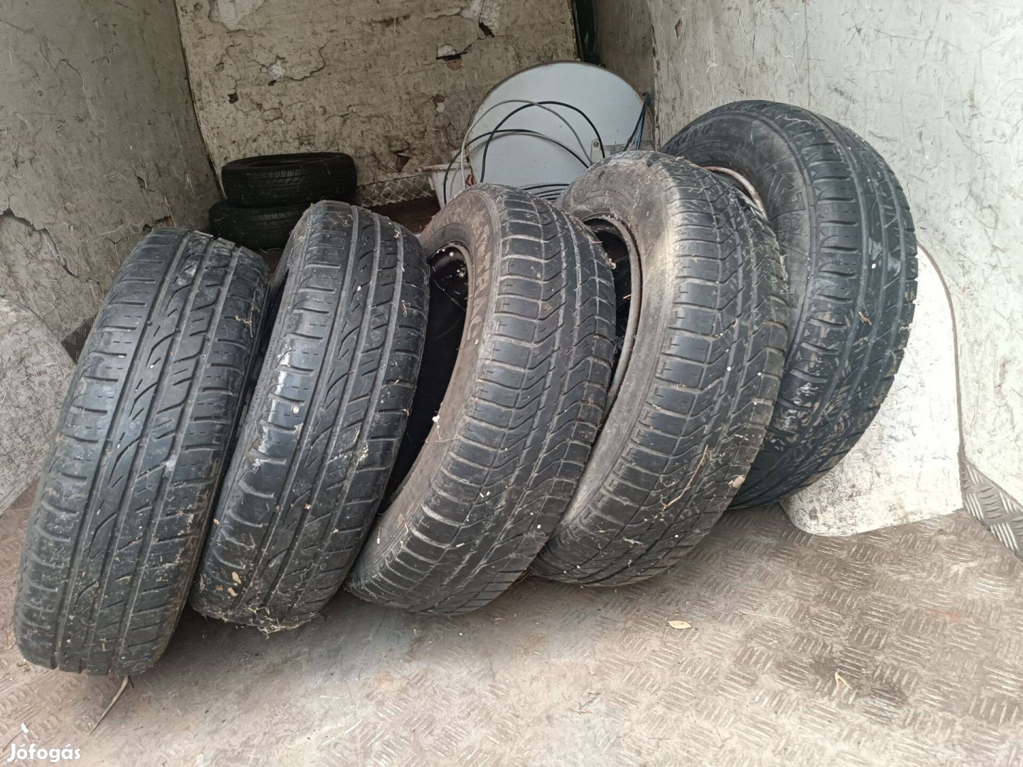 Eladó suzuki kerekek r13
