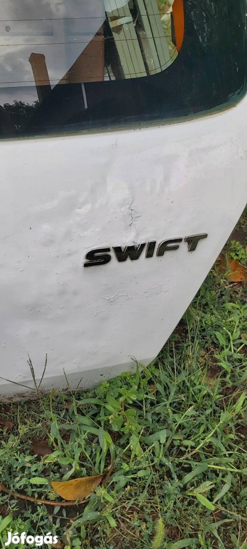 Eladó suzuki swift hátso ajto