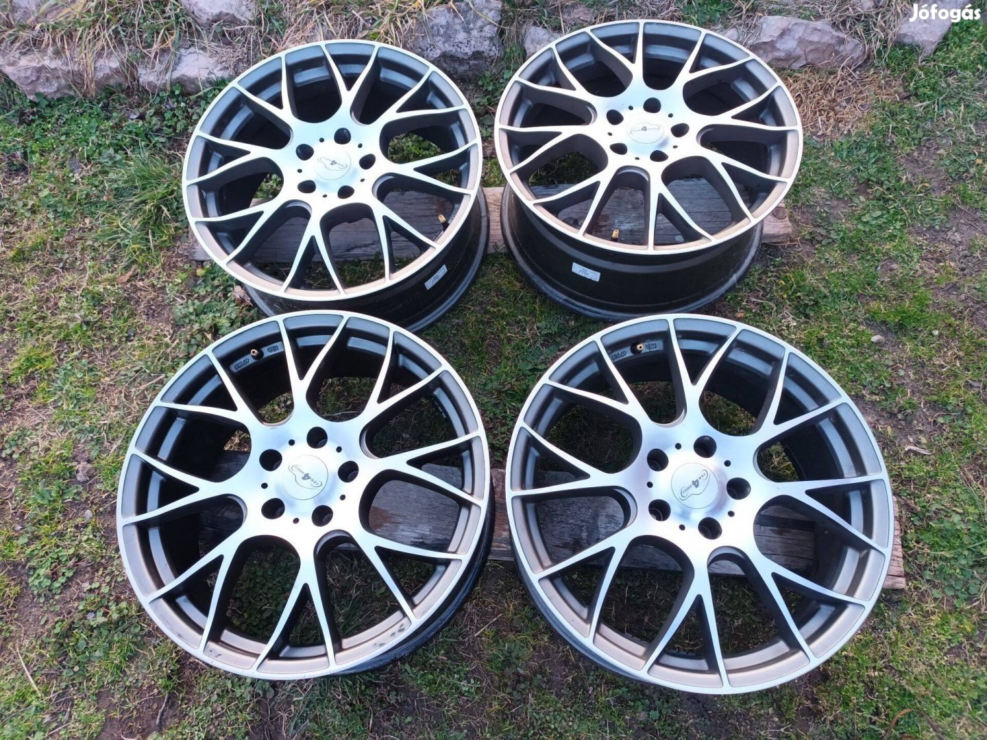 Eladó szép C4W használt alu 18col 5x114,3