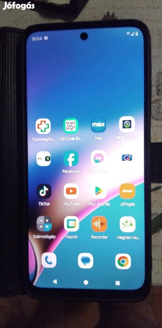 Eladó szep állapotban egy Motorola moto g54 mobiltelefon