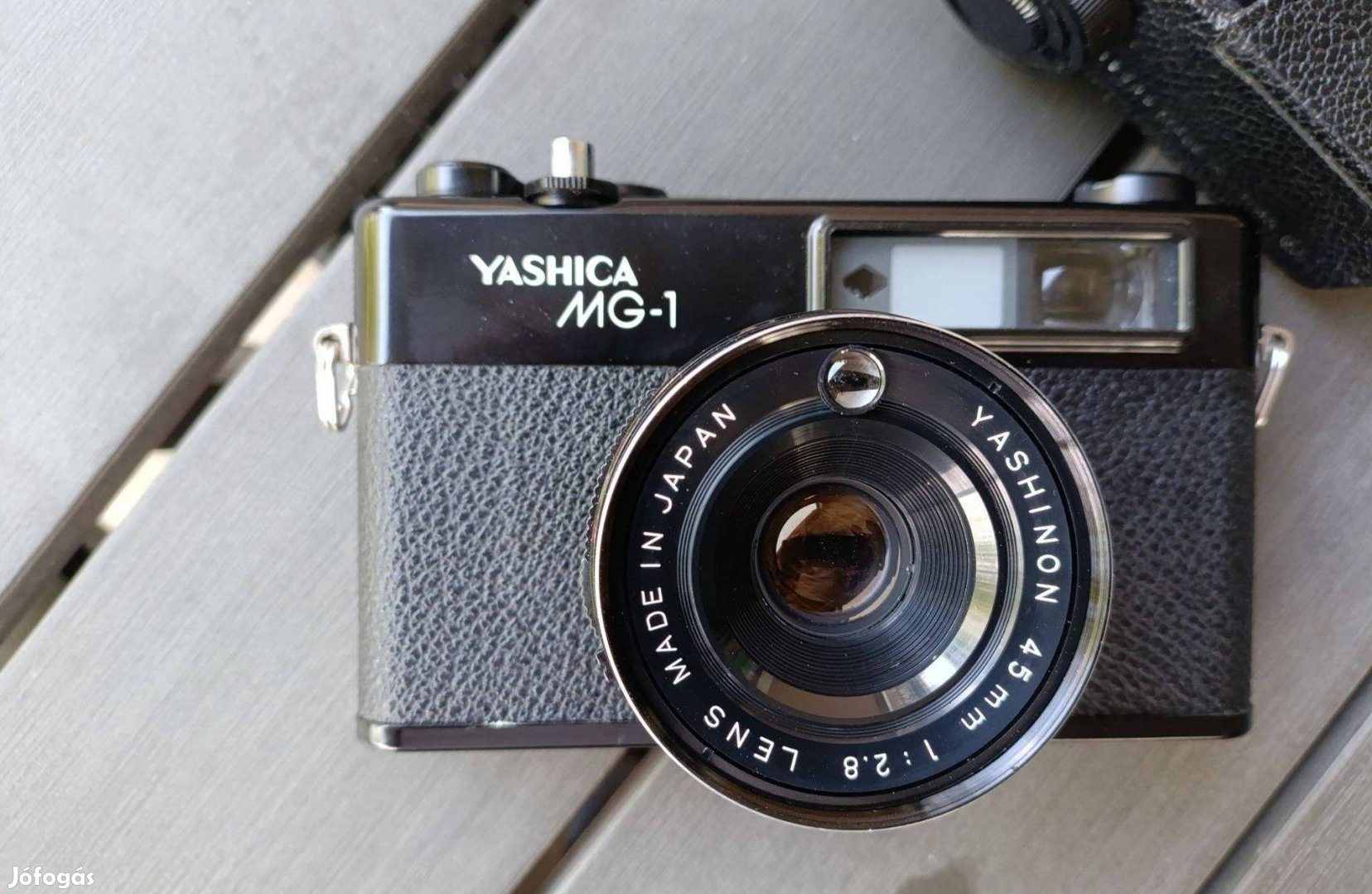 Eladó szép állapotú Yashica MG-1 filmes fényképezőgép